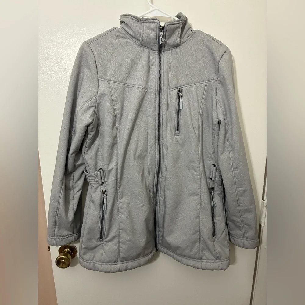 ZeroXposur Women’s Plush-Lined Soft Shell Jacket in smoke gray Size M